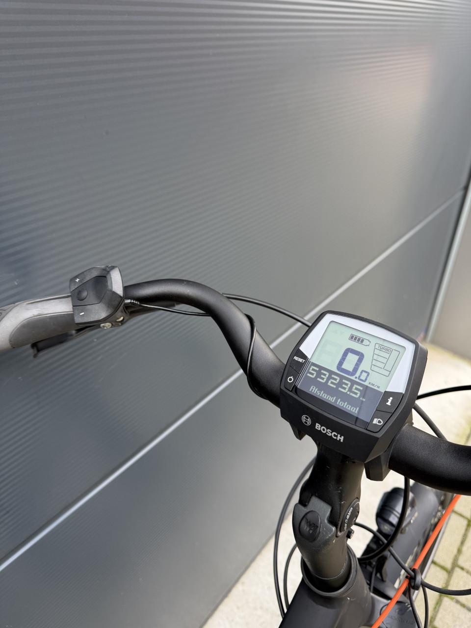 Stella Trekking middenmotor elektrische fiets 400WH