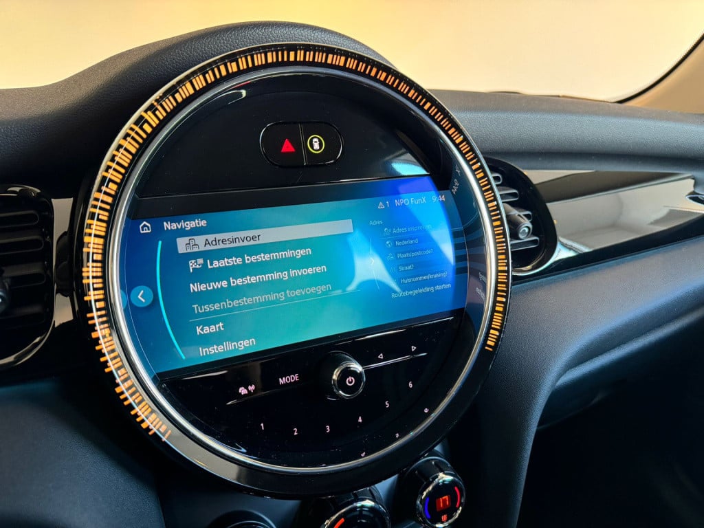 Mini Electric mini essential 33 kwh