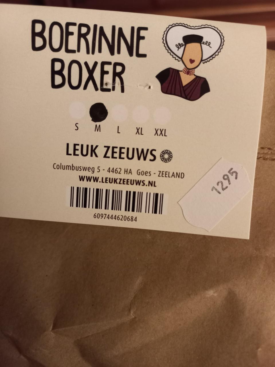 Leuke zeeuwse boerinne boxer