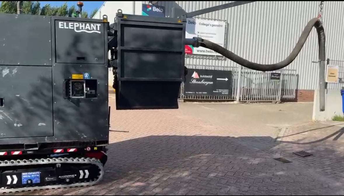Kolken Reiniging - flexibel met zuiginstallatie