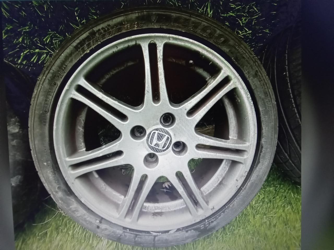 Gevraagd Deze Velgen Voor  Honda