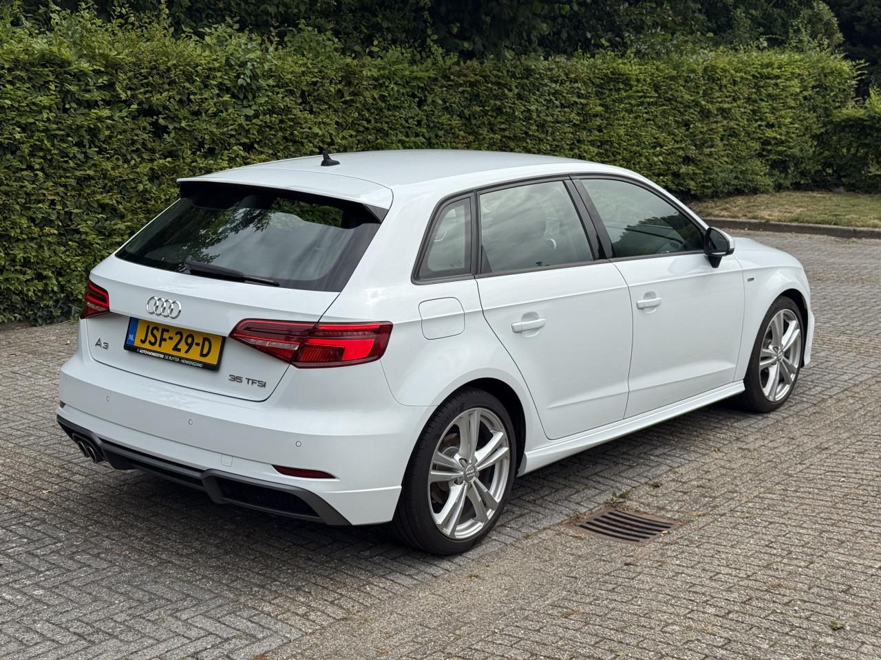 Audi A3 Sportback - 35 TFSI S-LINE | Stoel/Stuurwielverwarming | ACC |LED
