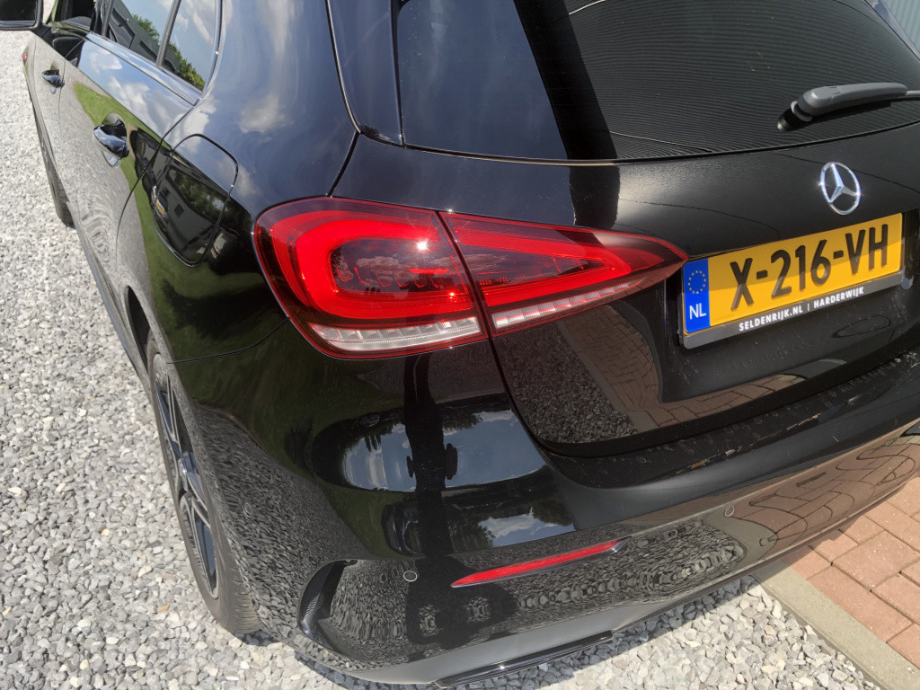 Mercedes-Benz A-Klasse 250 e business solution amg limited