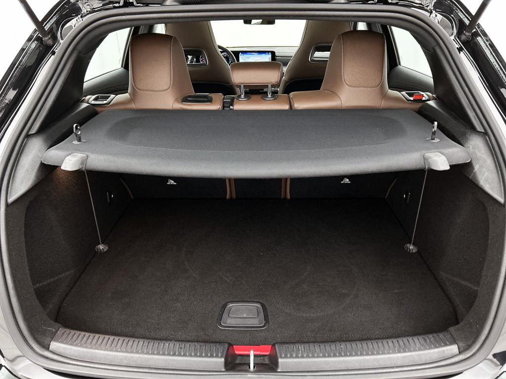 Mercedes-Benz A-Klasse 250 e business solution amg | panoramadak | cruise c