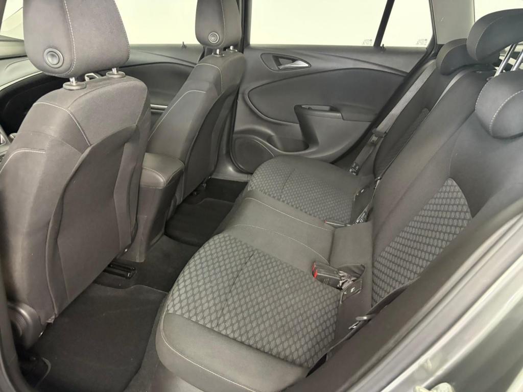 Opel Astra sports tourer 1.0 online ed.