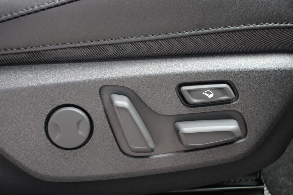 Kia Niro Ev executiveline 64.8kwh | schuifdak | warmtepomp