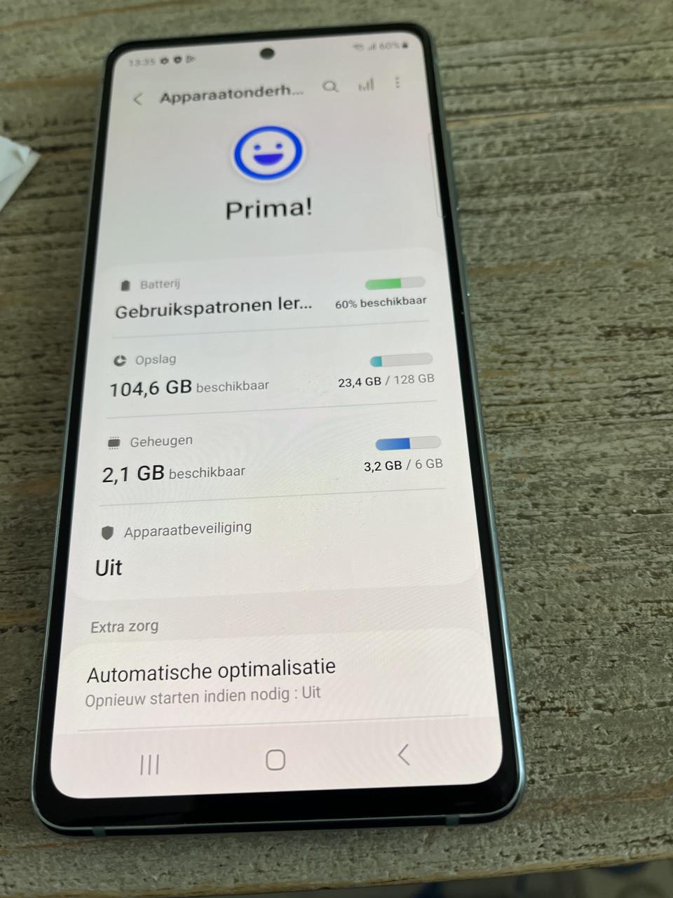 Te koop Samsung s20 fe zo goed als nieuw met oplader en doos