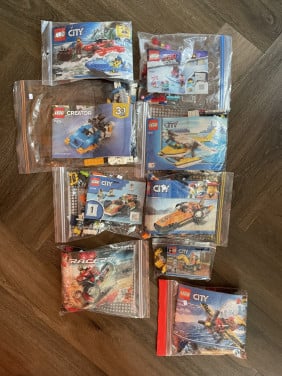 OPRUIMING: GROTE PARTIJ LEGO VANALLES WAT (19 SETS)