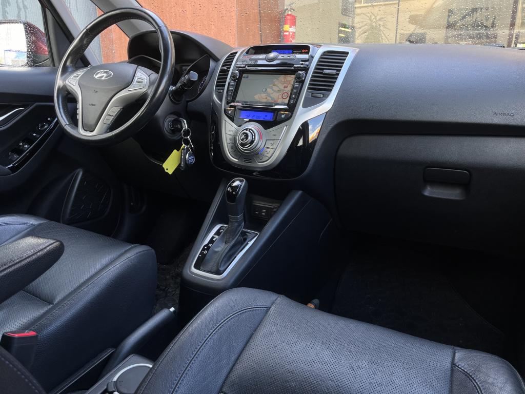 Hyundai Ix20 1.6i premium - cruise & climate c. | stoel-/stuurverw. | leder
