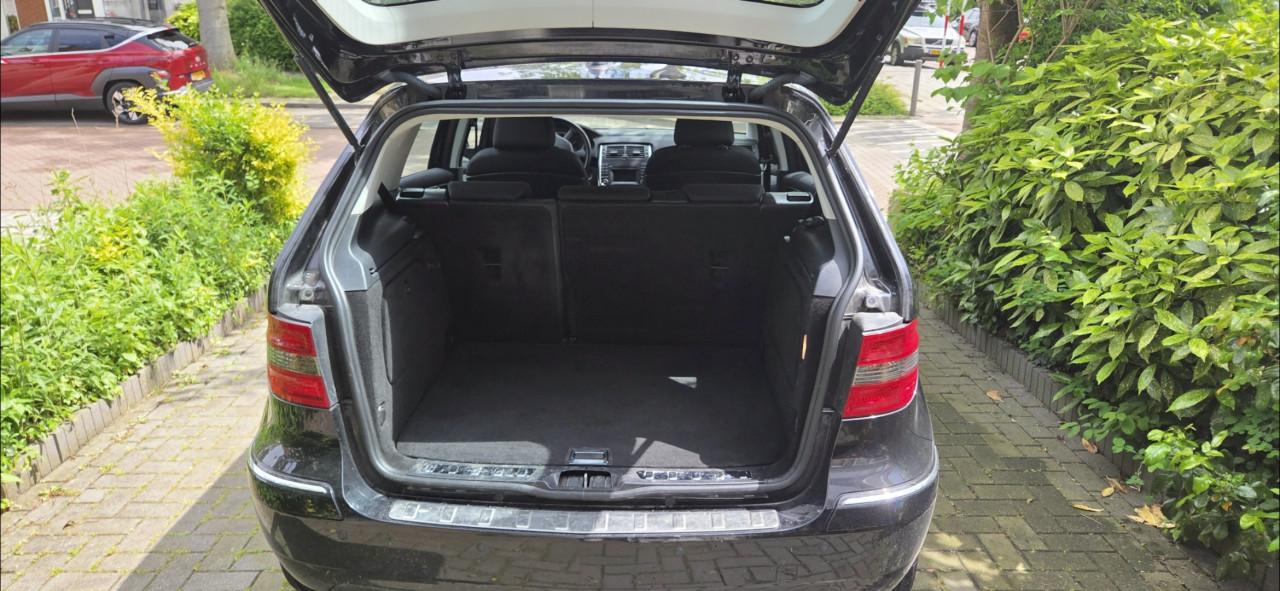 MERCEDES-BENZ B 160