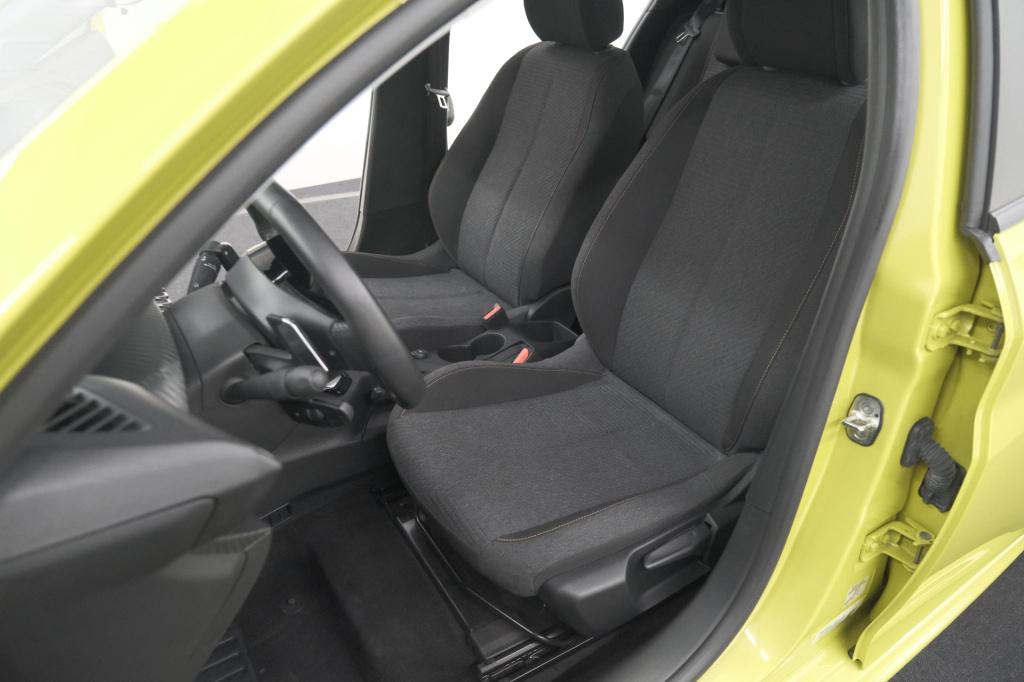 Peugeot 208 1.2 hybrid 110 e-dcs6 style | parkeersensoren | apple carplay |