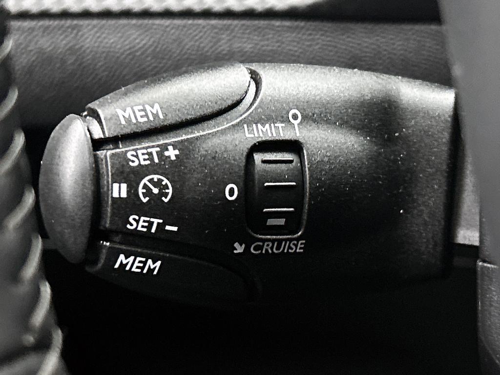 Peugeot 2008 100pk allure pack | rijklaar | navigatie | parkeersensoren | l