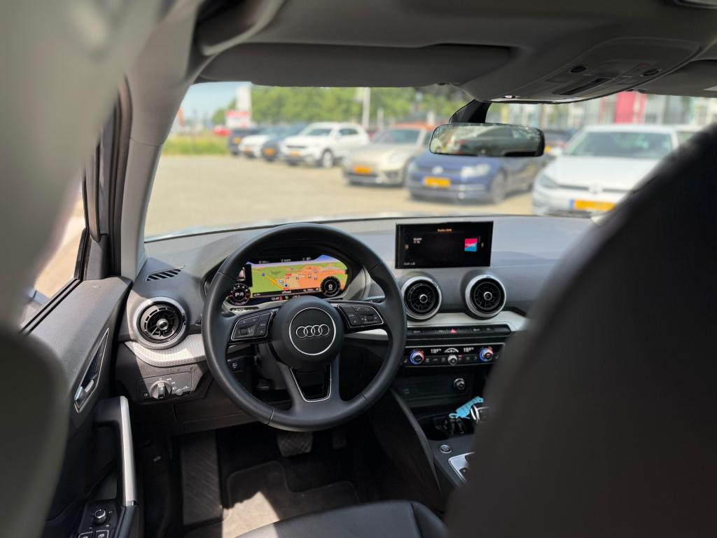 Audi Q2 35 tfsi * panoramadak * virtual cockpit * keyless * leder