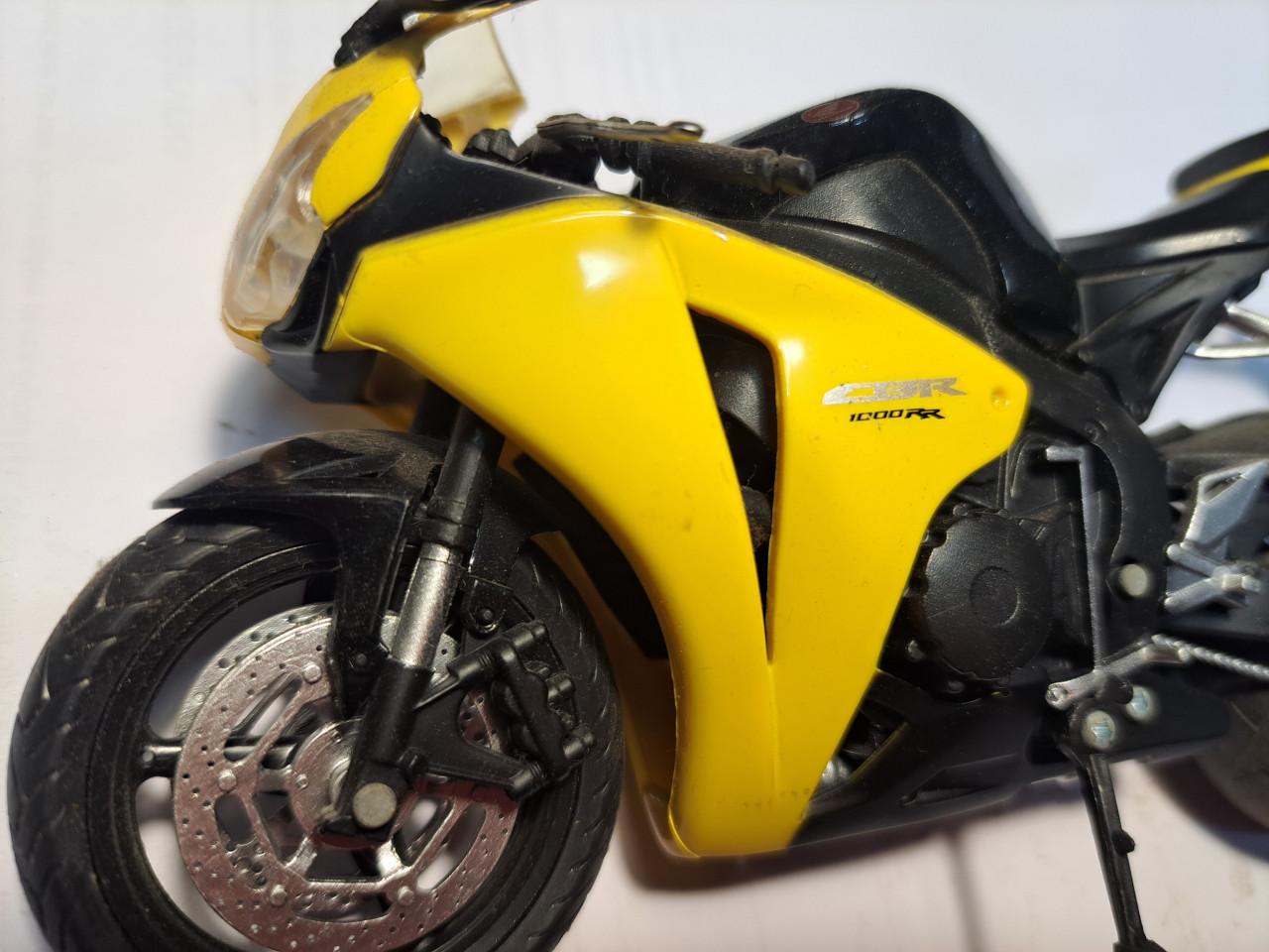 Modelbouw Honda CBR 1000 + Blackbird