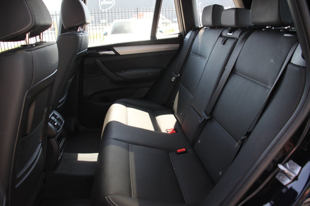 BMW X3 sdrive20i centennial high executive | m pakket | pano | leder | head
