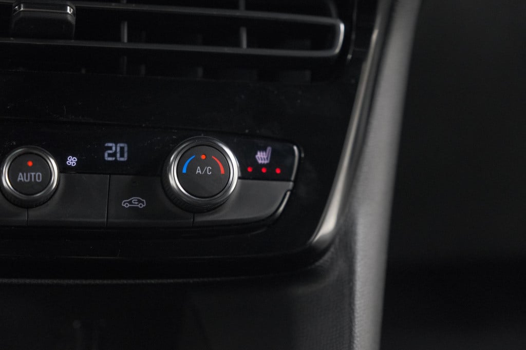 Opel Mokka turbo 131 at8 ultimate | adaptieve cruise control | stoelmassage