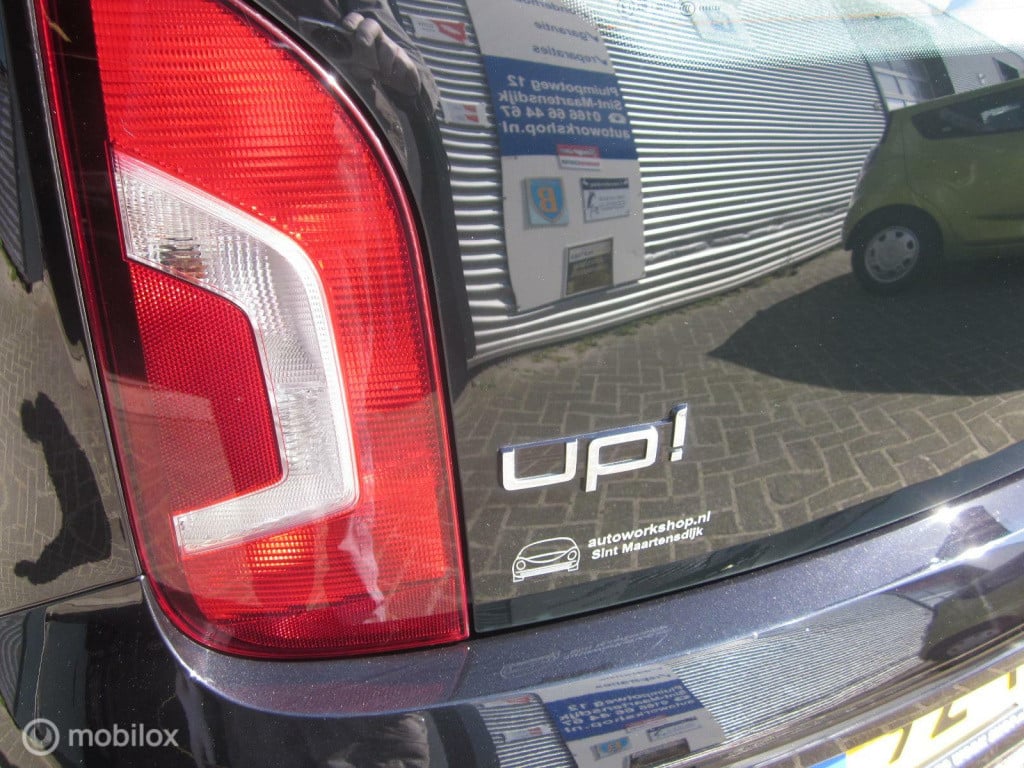Volkswagen UP! 1.0 move up! airco/stuurbekr/nieuwe apk/nap/goedkoop rijden!