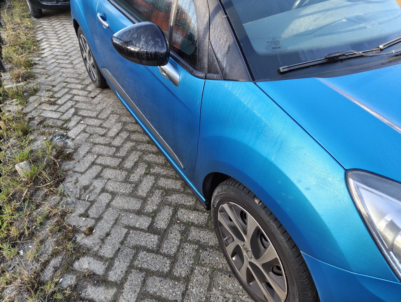 Te koop: Citroën DS3 1.2 VTi Benzine – Blauw/Zwart – APK tot eind juni 2026