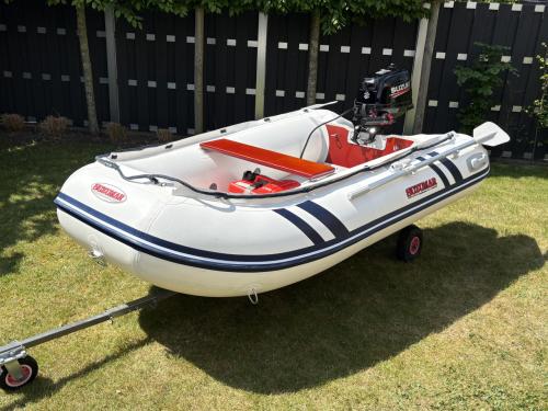 Rubberboot Suzumar 265 met Suzuki 6pk buitenboordmotor