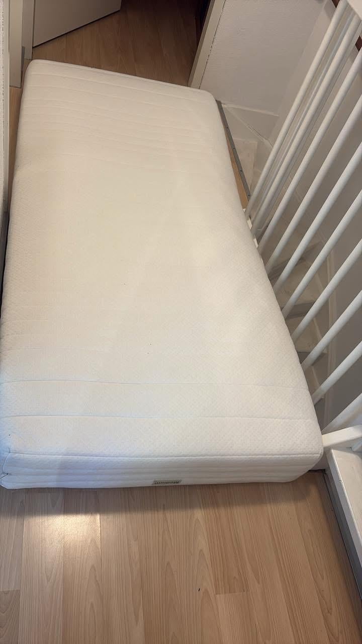 GRATIS Boxspring bed 190x90cm