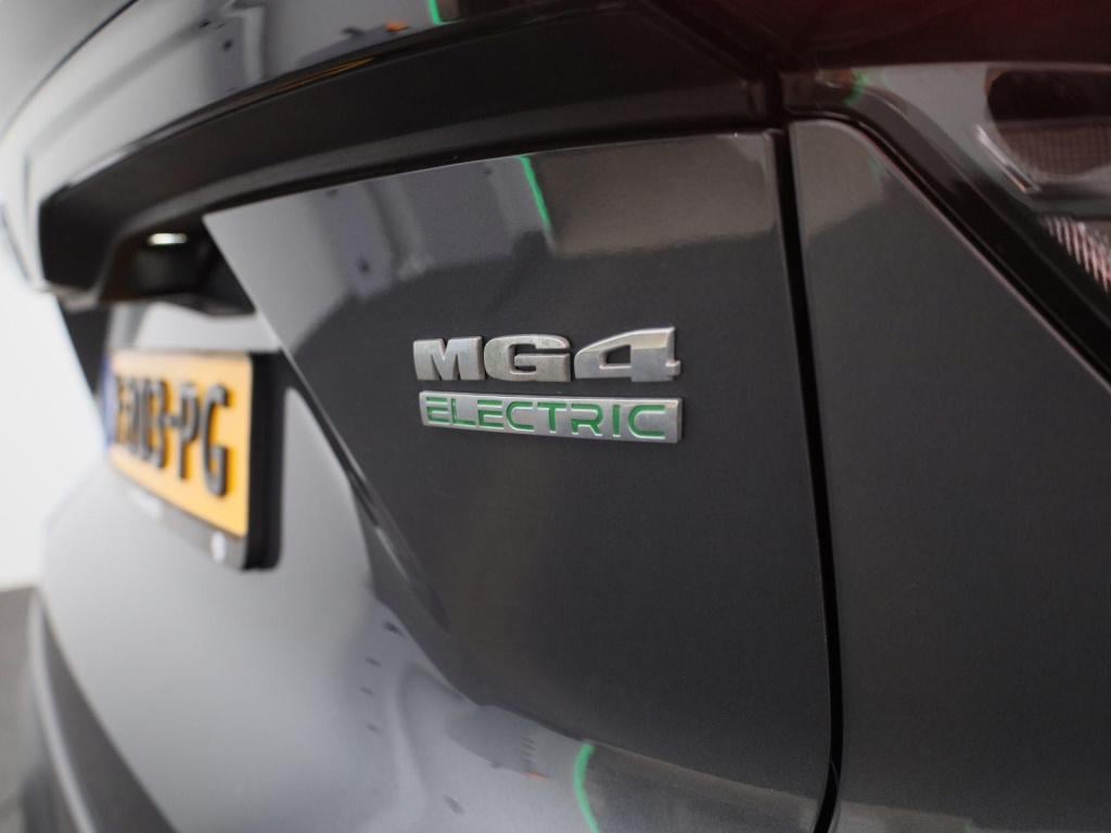 MG Mg4 Ev electric standard 51 kwh | navigatie | apple carplay / android au
