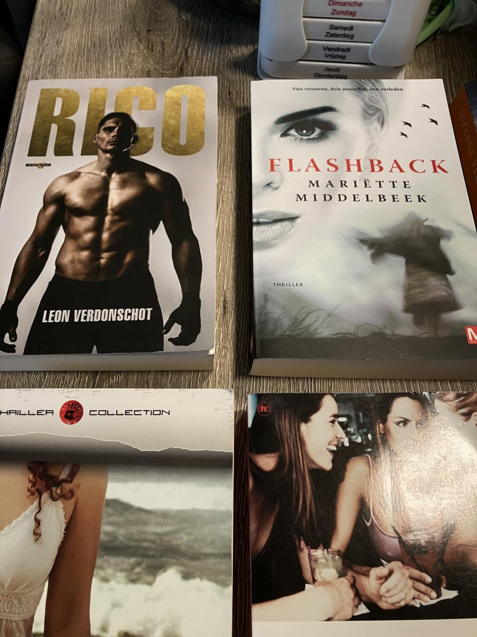 Te koop 18 in zeer goede en mooie staat leesboeken