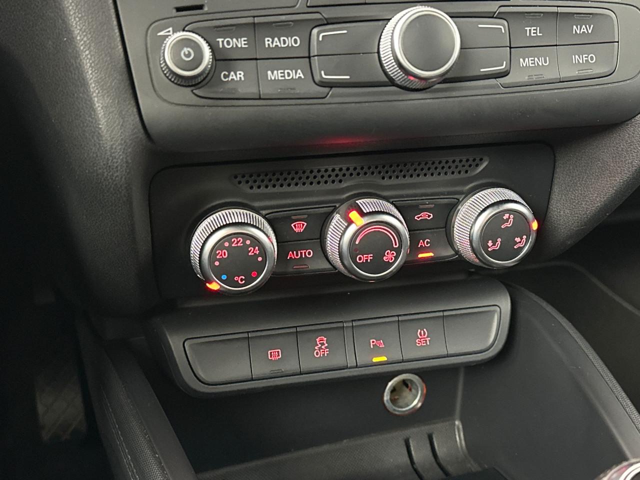 Audi a1 1.2 Tsfi / 3x S line / Xenon / navi / cruise