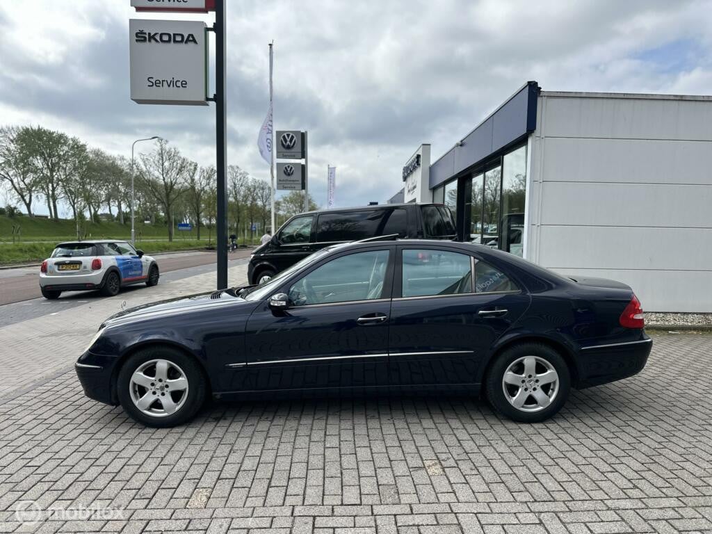 Mercedes E-klasse 240 Elegance Navi PDC Xenon km262.885 Nap BJ2003