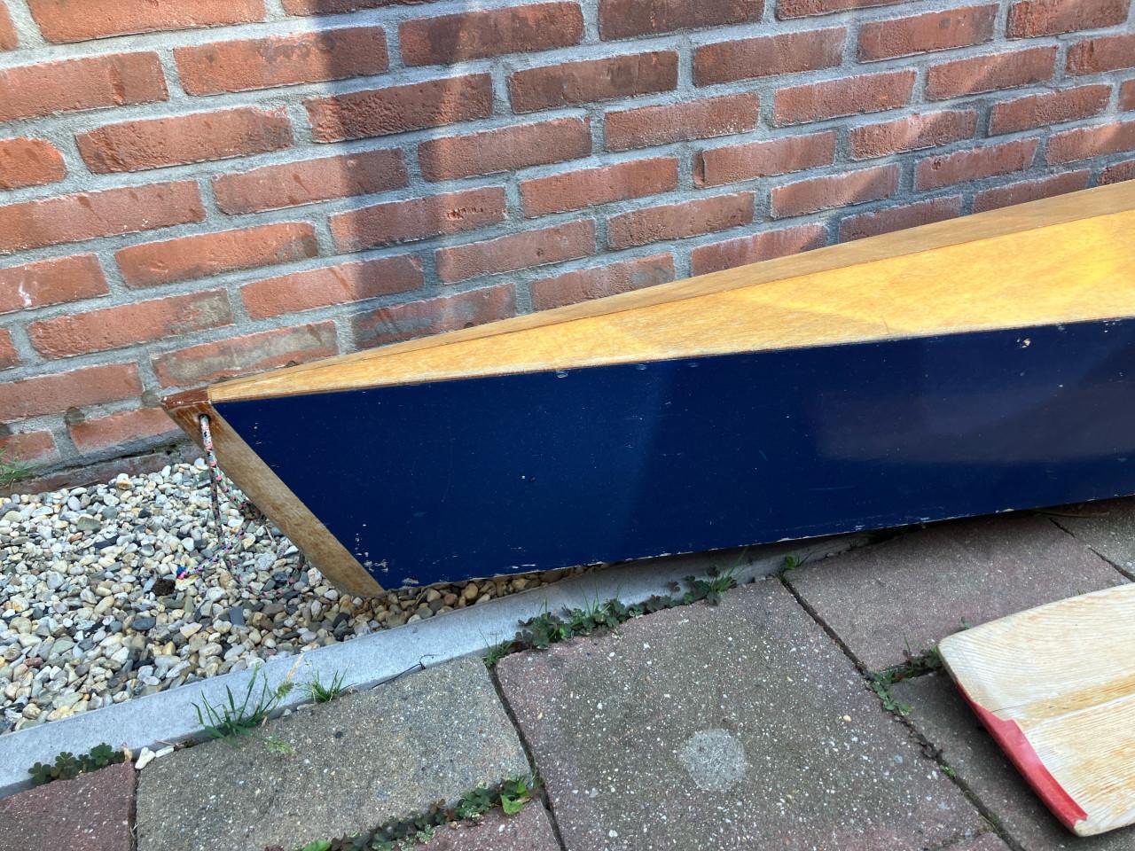 Leuke houten 1-persoons kano 4,7m - waterdicht