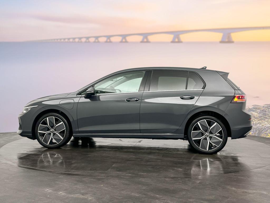 Volkswagen Golf style edition plug in hybride 204 pk