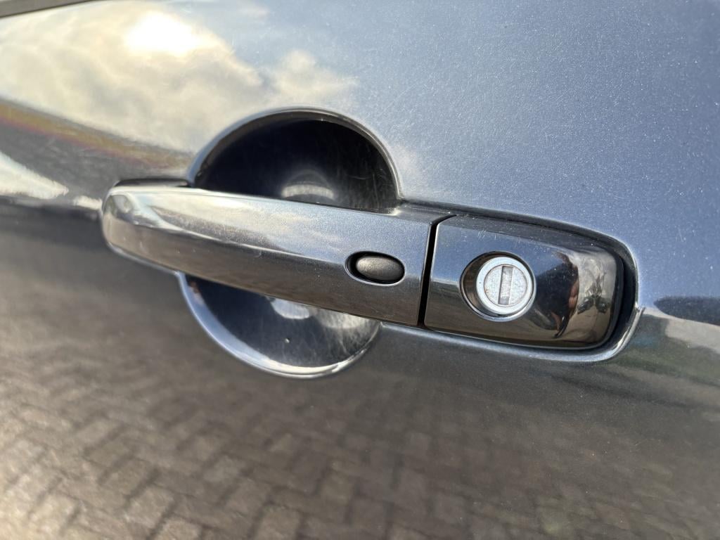 Suzuki Swift 1.6 sport