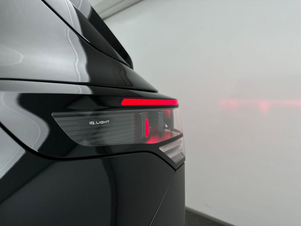 Volkswagen Tayron r-line edition 1.5 ehybrid 200 kw / 272 pk suv 6 v