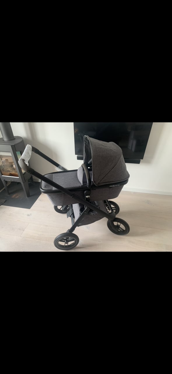 Kinderwagen dubatti