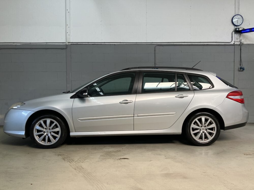 Renault Laguna Estate 2.0-16V Expression