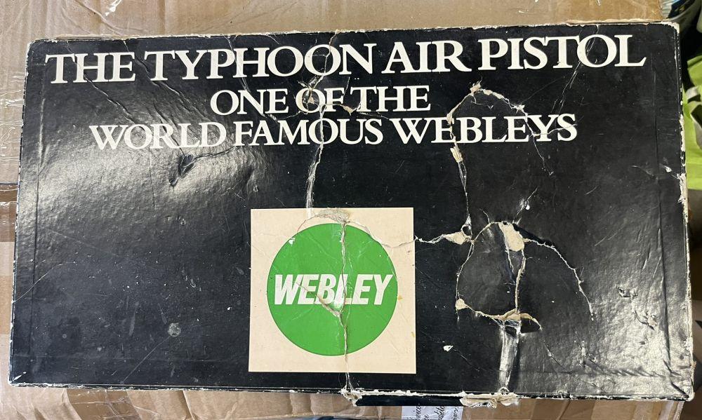 Luchtpistool Webley Typhoon