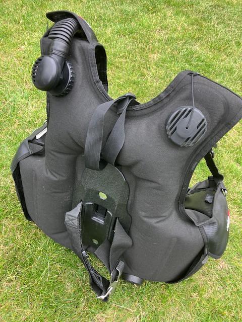 Trimvest SeaQuest Wave, maat M.