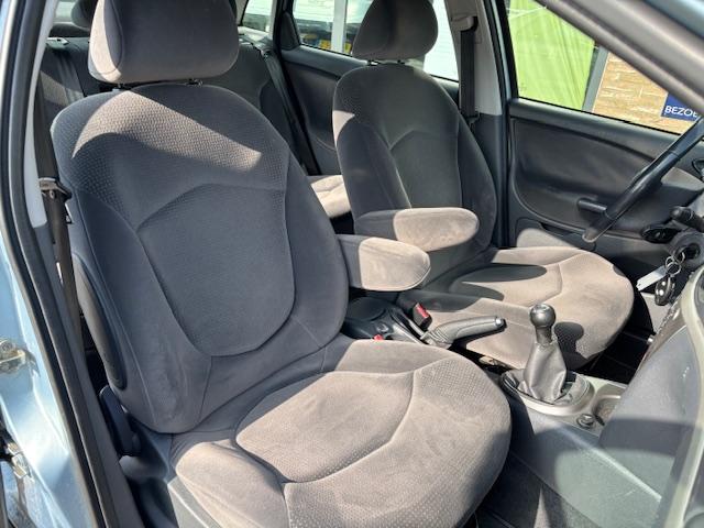 Citroen C5 berline 1.8-16v cool tech | airco | trekhaak | parkeerhulp voor 