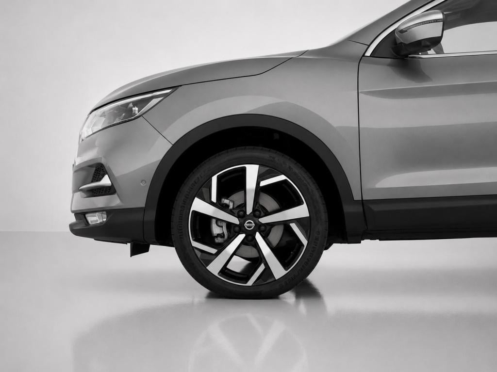 Nissan Qashqai 1.6 tekna + nl-auto, 1e eigenaar + nieuwstaat! incl. trekhaa