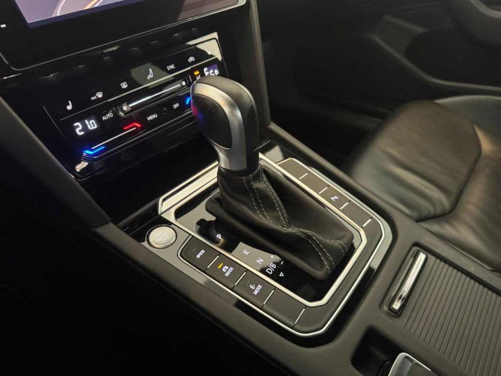 Volkswagen Arteon shooting brake 1.4 tsi ehybrid r-line business+
