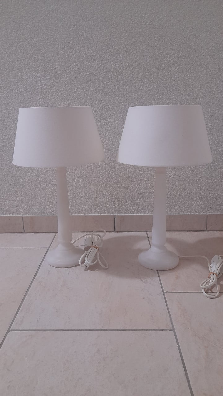 2 x tafellamp met marmeren voet  (z.g.a.n.)