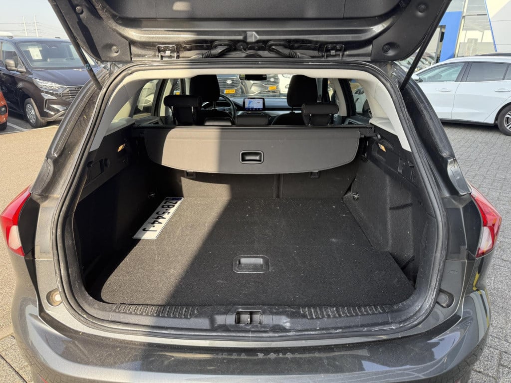 Ford Focus wagon 1.0 ecoboost titanium business 18'' lmv | winter pack | le