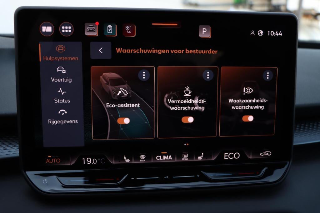 Cupra Terramar 1.5 tsi e-hybrid business 204pk dsg6