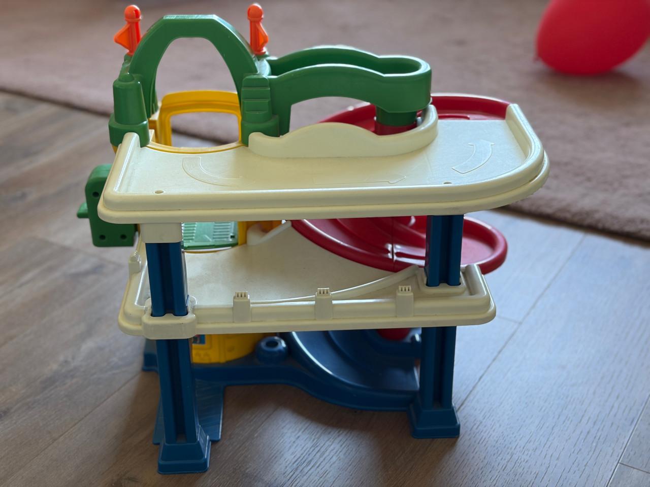 Speelgoed garage