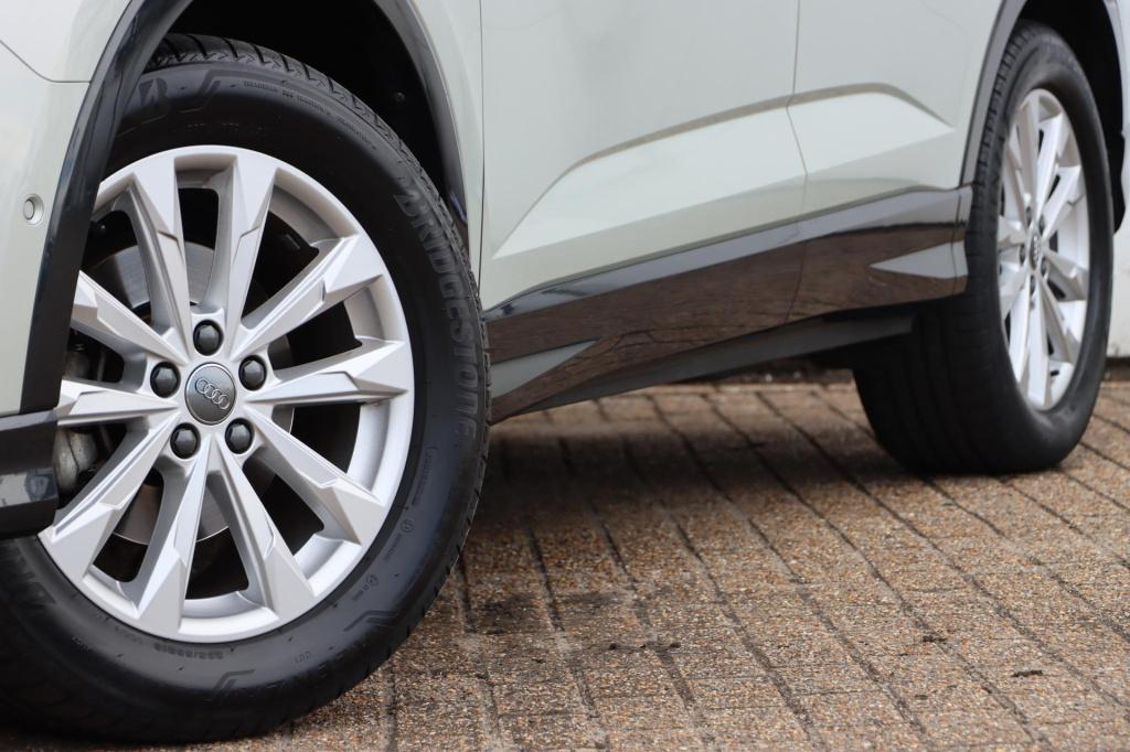 Audi Q3 sportback 35 tfsi pro line business 150pk s tronic