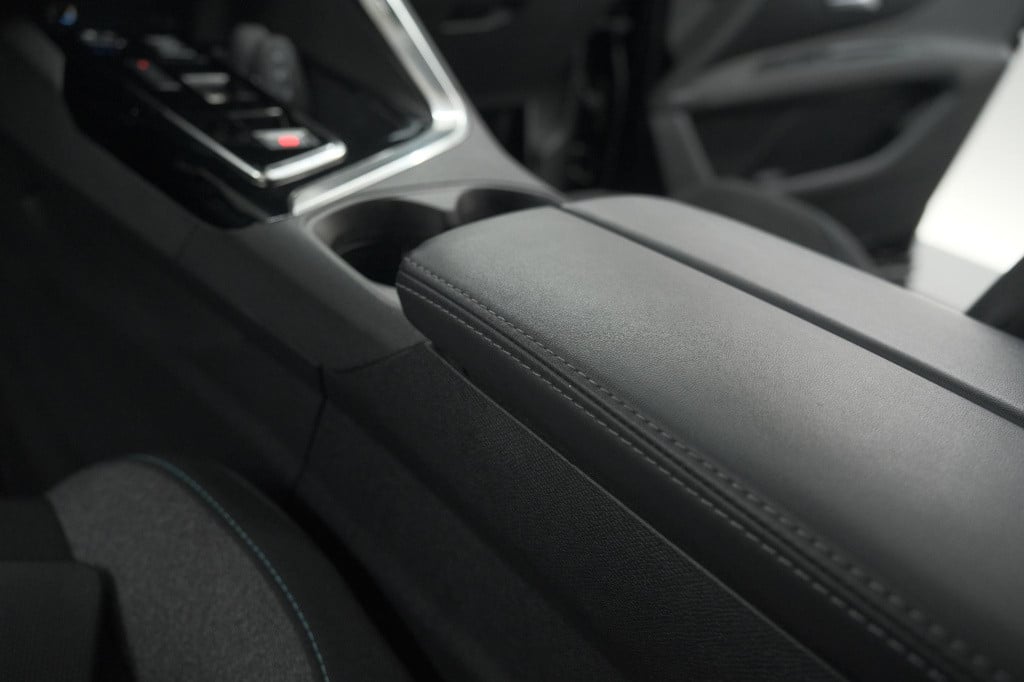 Peugeot 5008 puretech 130 eat8 active pack business | 7 zitplaatsen | camer