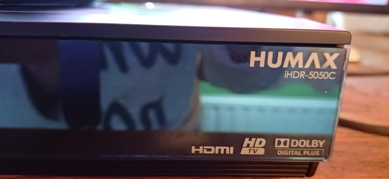 Samsung  6 serie UE40MU6120 inclusief Humax 5050C