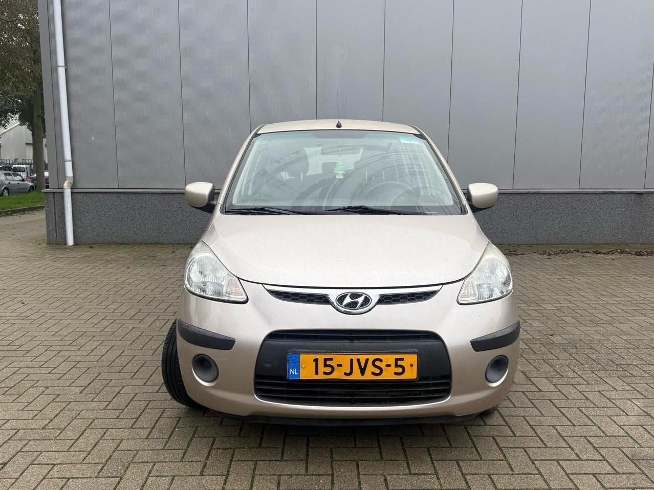 Hyundai i10 1.25i Dynamic Cool 146.881KM
