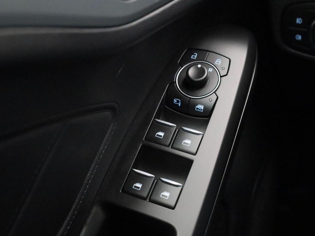 Ford Focus 1.0 ecoboost hybrid titanium style | airco | apple carplay / and