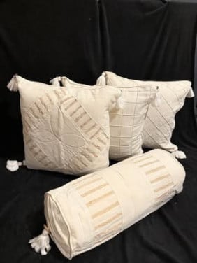 KOOPJE; 45 stuks kussens met en zonder vulling. Alles in 1 koop!!