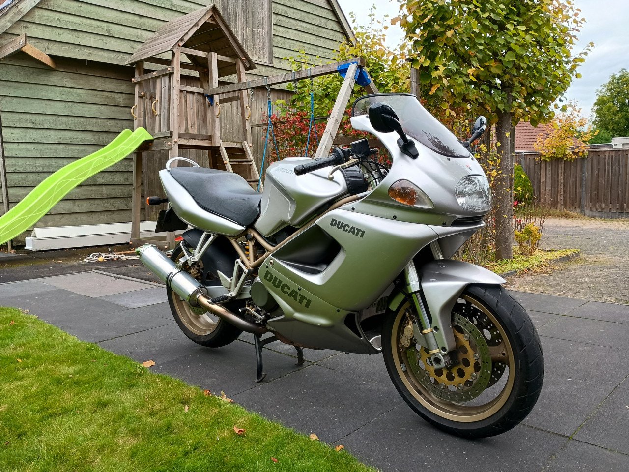 Ducati ST2